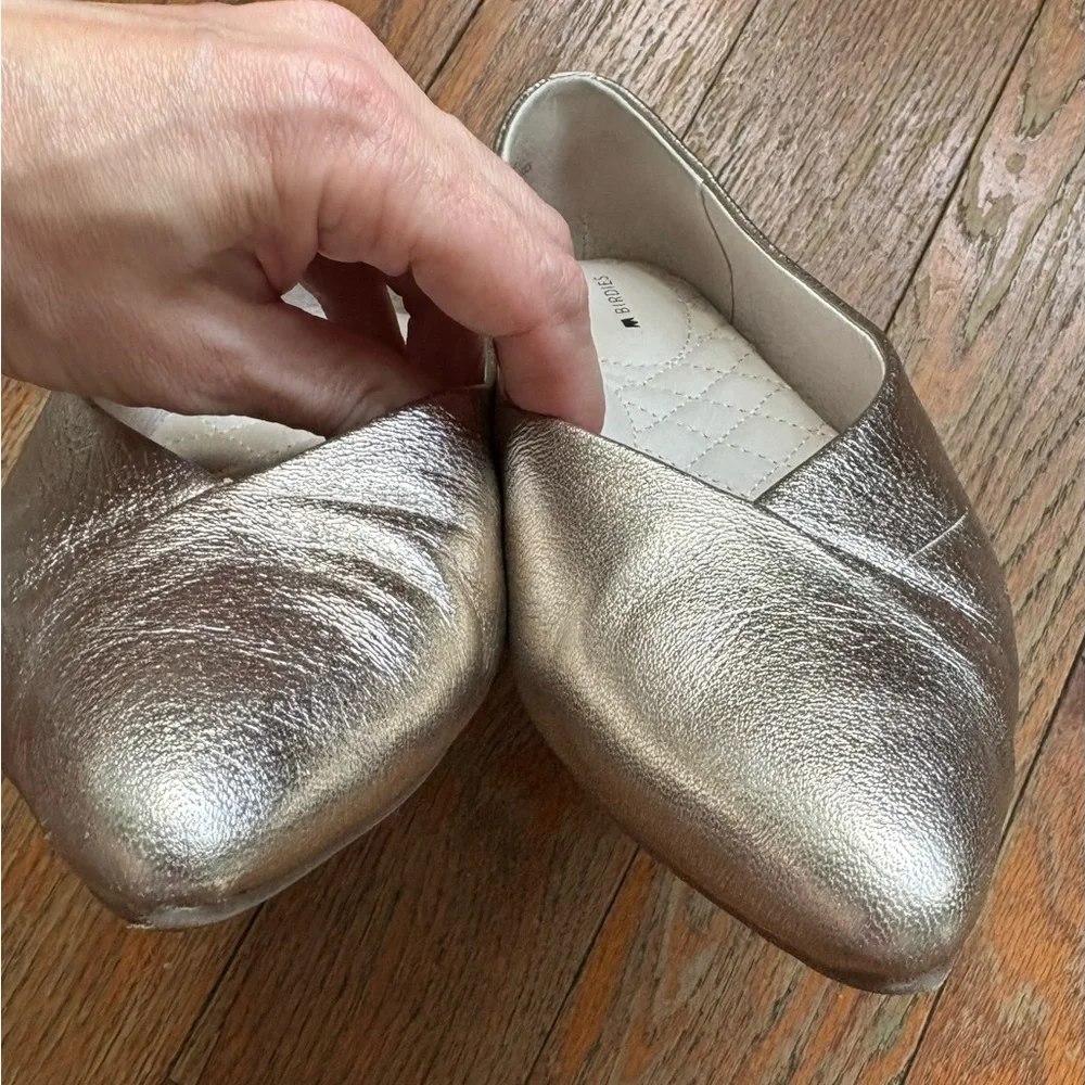 Birdies Silver Flats Sleek Minimalist Design - Picture 5 of 8